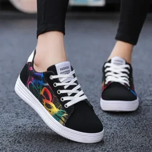 Primeloafer Men Fashion Graffiti Pattern Lightweight Canvas Sneakers